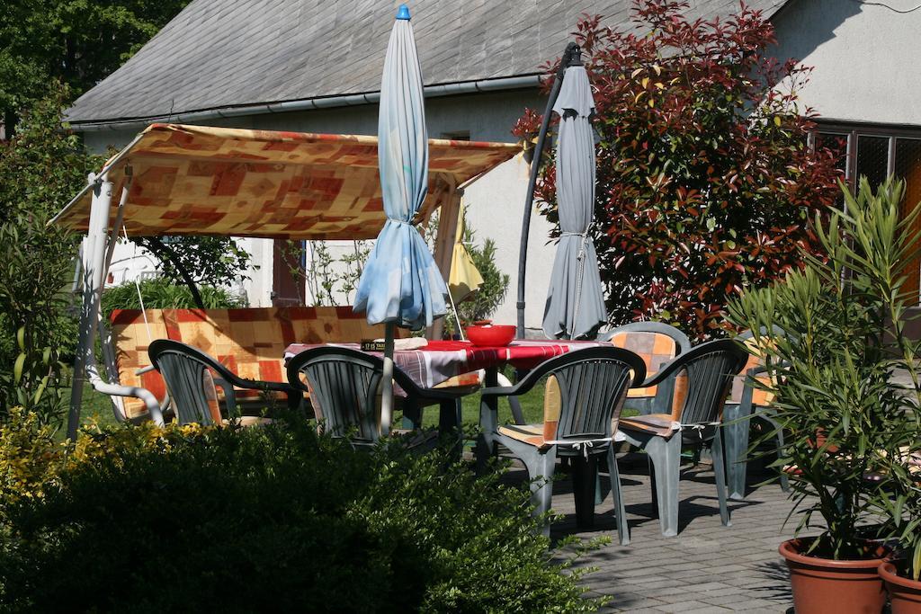 Leander Apartman Balatonakali Exteriör bild